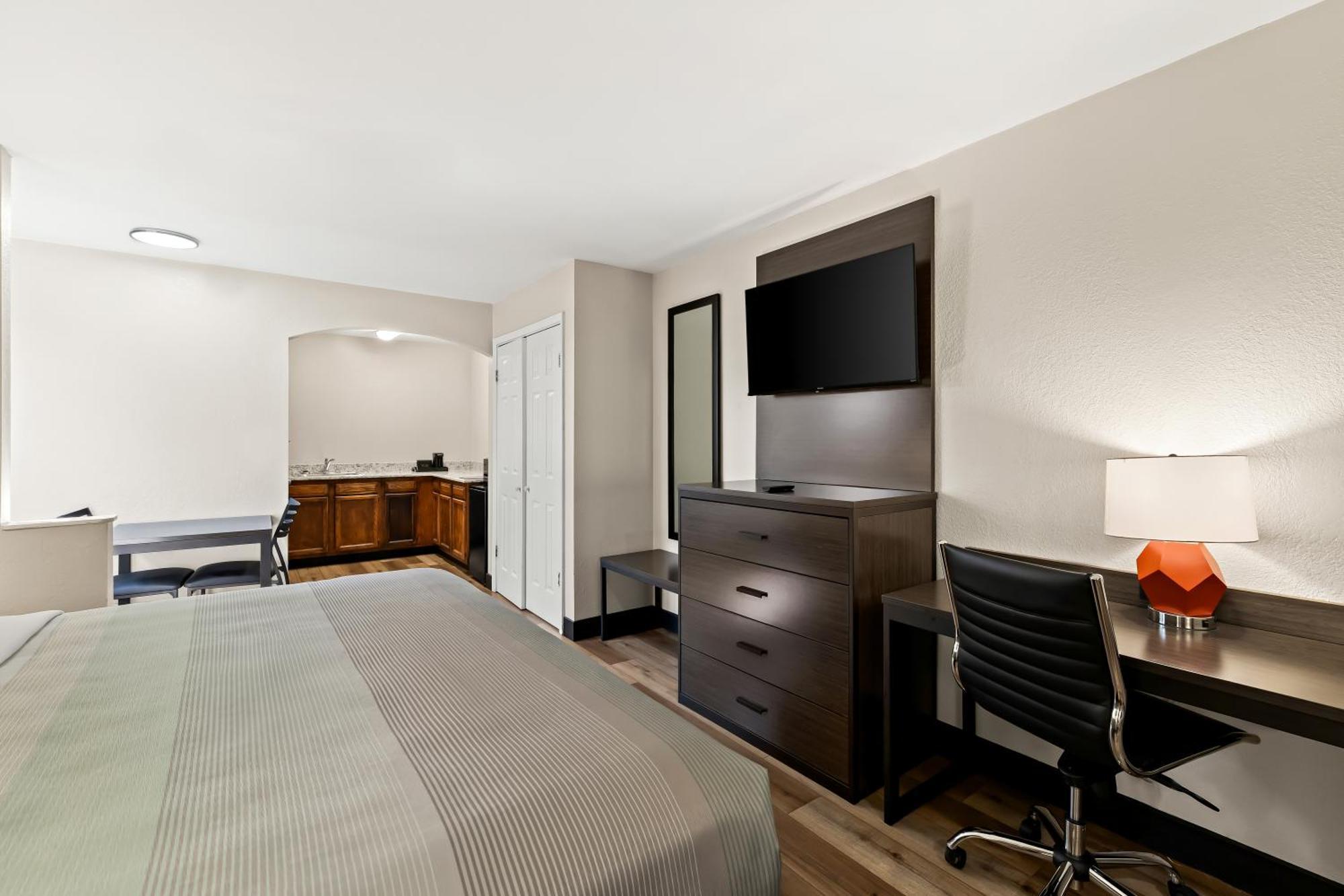 Quality Inn & Suites Dumas Экстерьер фото