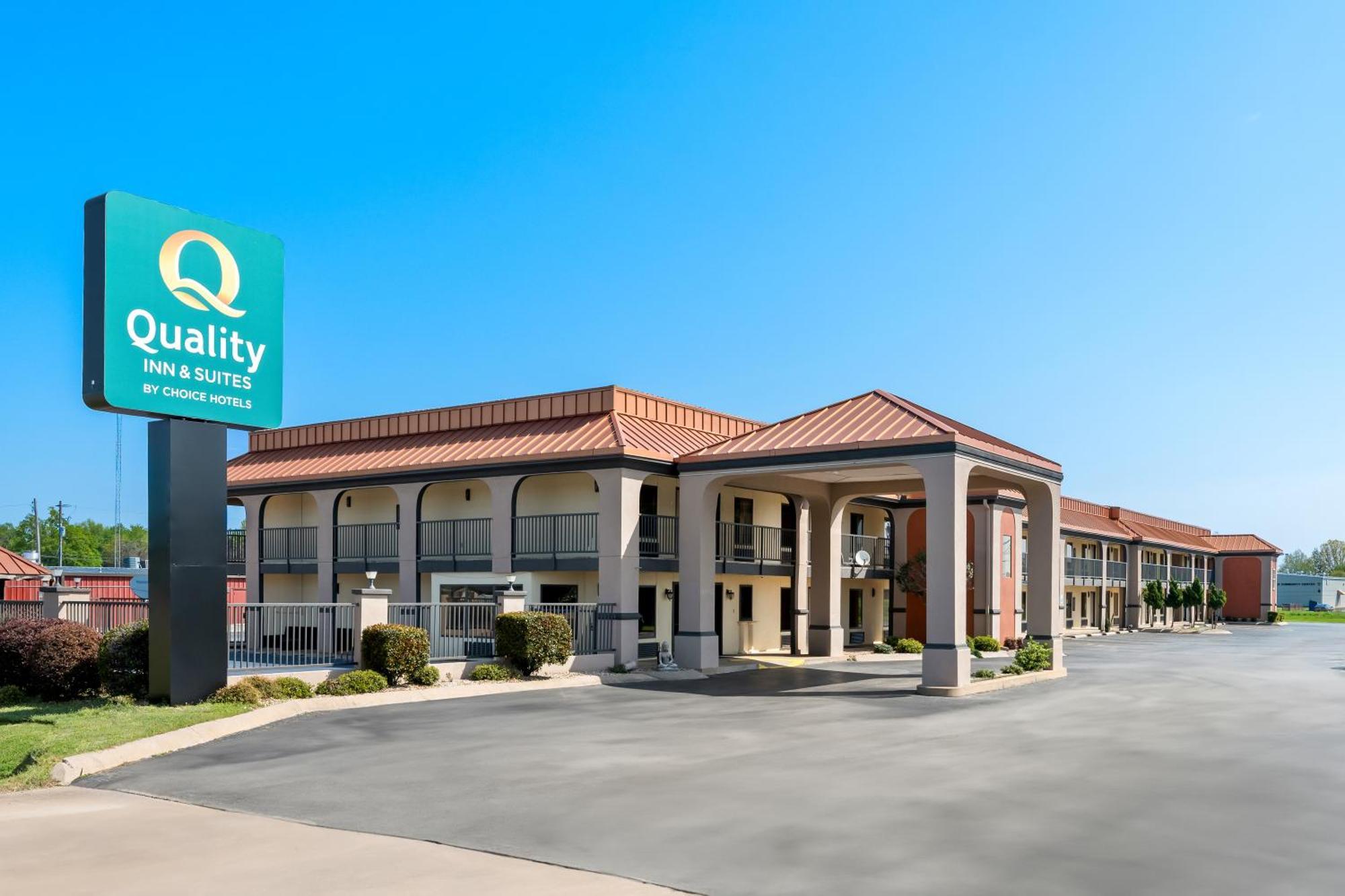Quality Inn & Suites Dumas Экстерьер фото