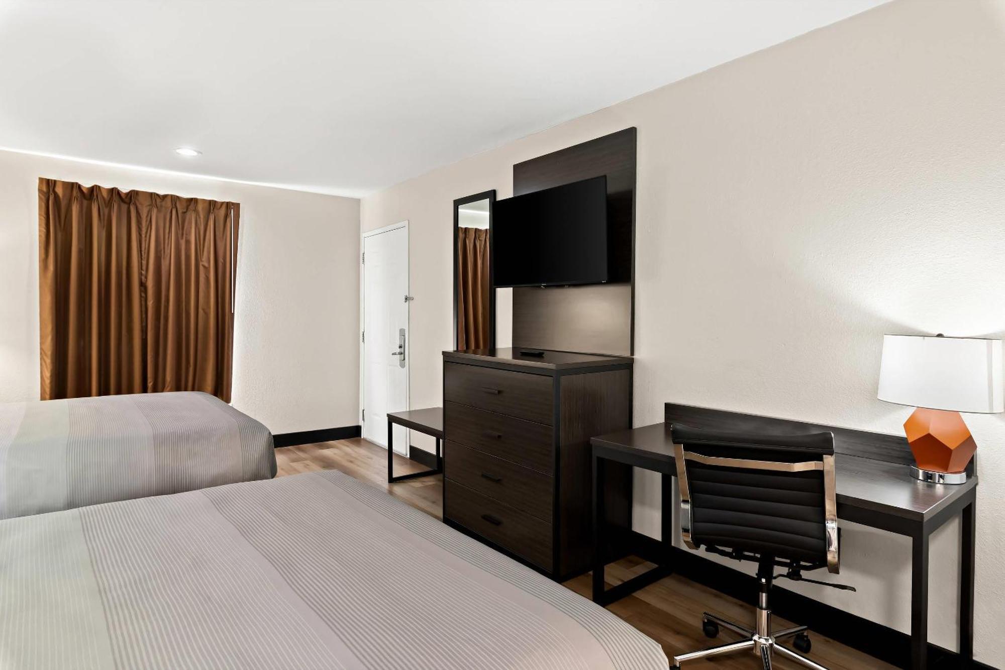 Quality Inn & Suites Dumas Экстерьер фото