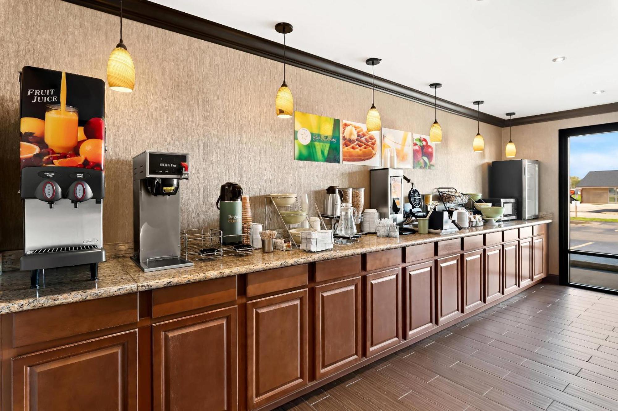 Quality Inn & Suites Dumas Экстерьер фото